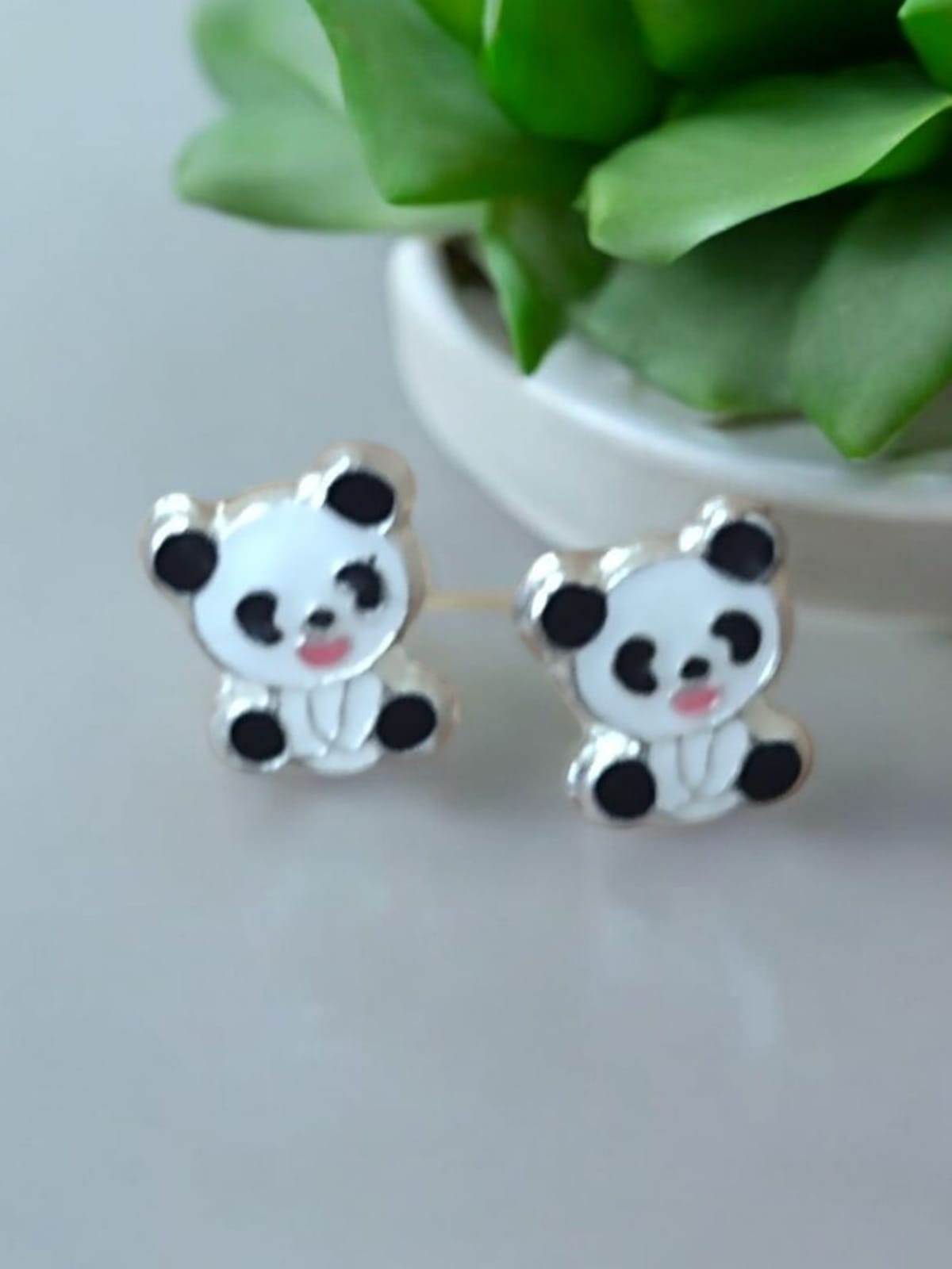 Aretes de panda